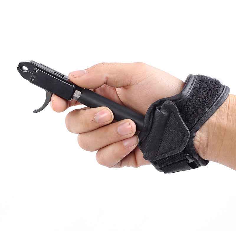 Archery supplies shooting accessories pincers