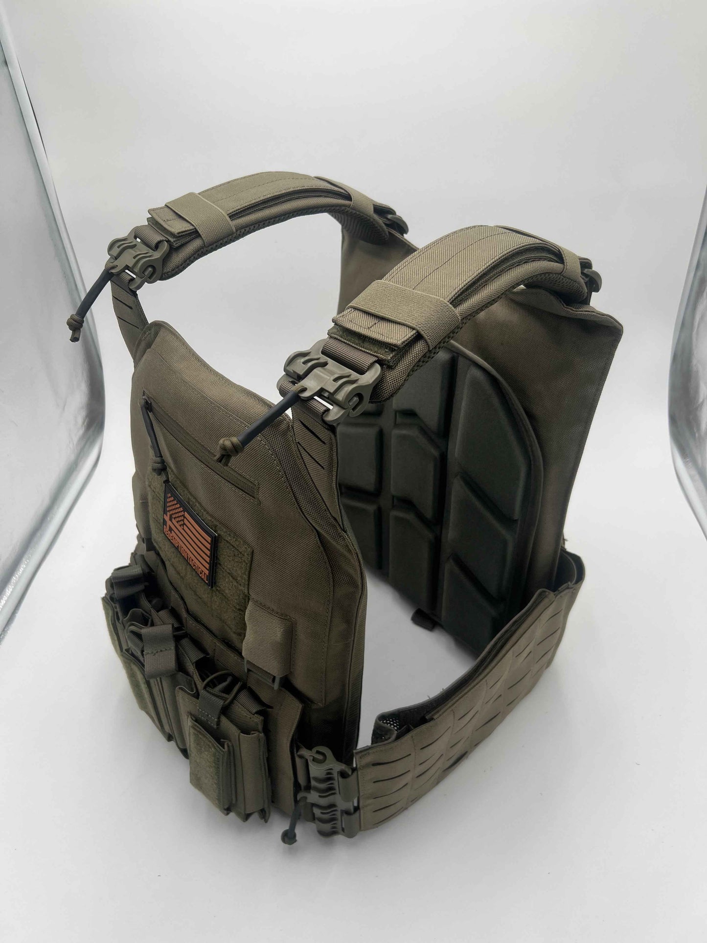 Redemption Tactical® "CRUSADER 2.0 XL” V4 Plate Carrier Vest with Side Cummerbund