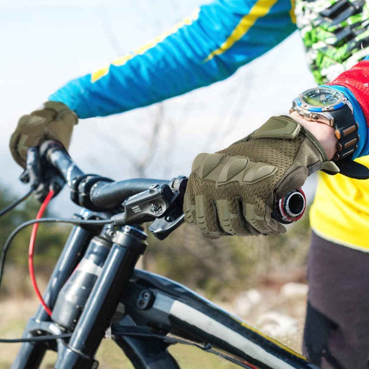 Tactical Gloves with Touch Screen Capabilities for Optimal Performance and Protection - Raven Supply Company