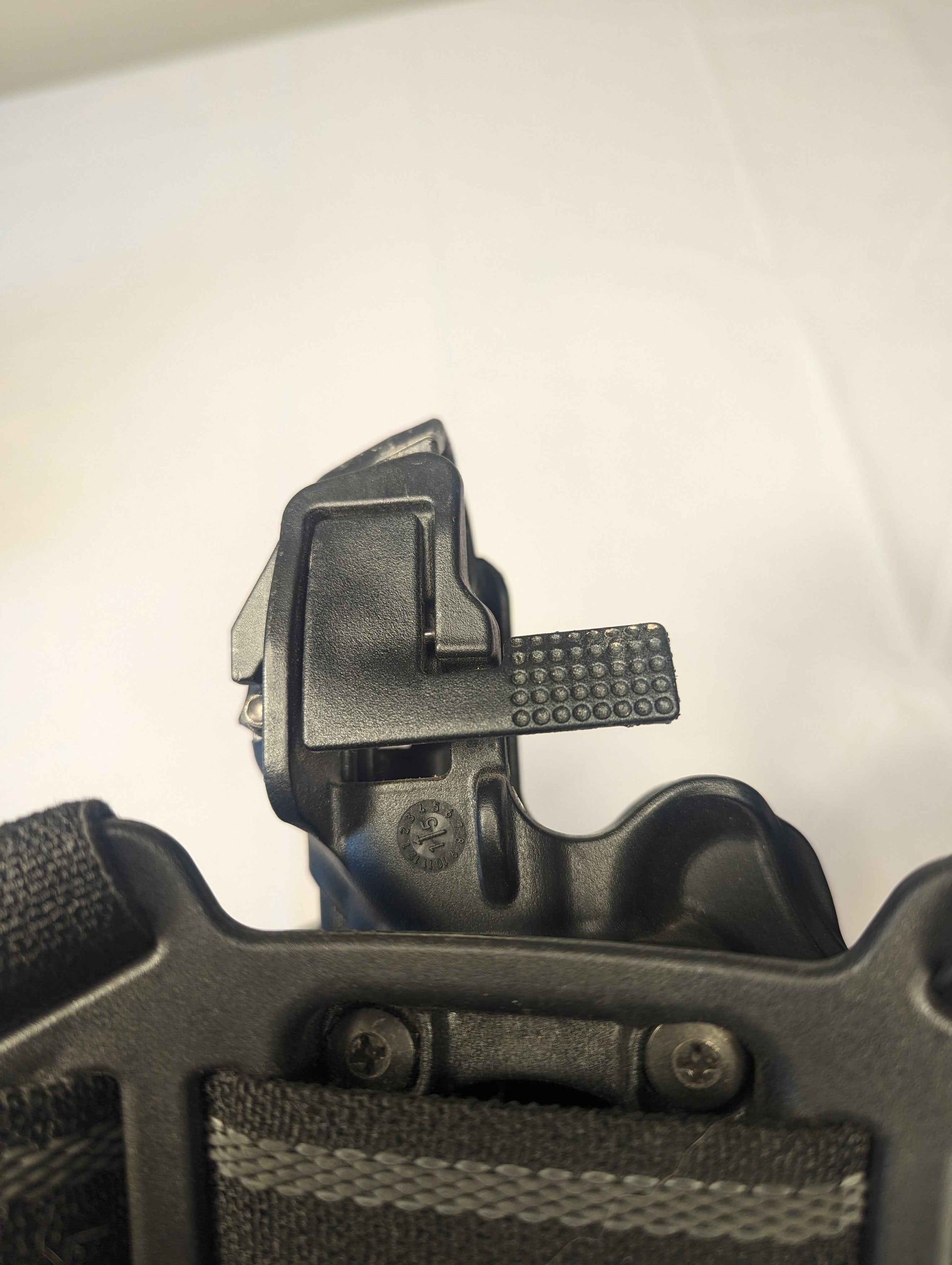 BlackHawk - 430604BK-R - Pistol Holster