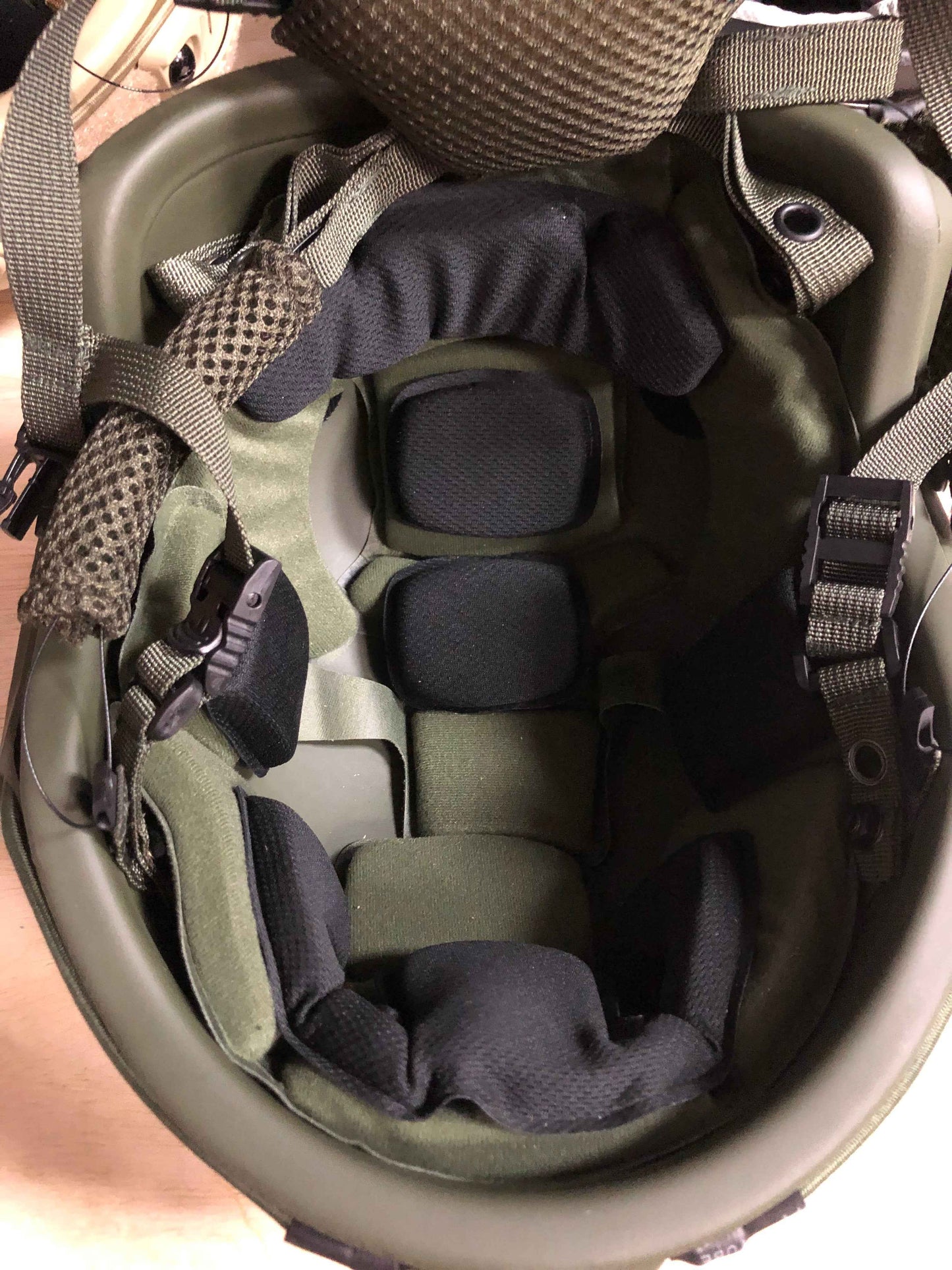 Ballistic Helmet RT2 High Cut Helmet: Tested to LEVEL IIIA (Included Arc Rails, Padding, Straps)