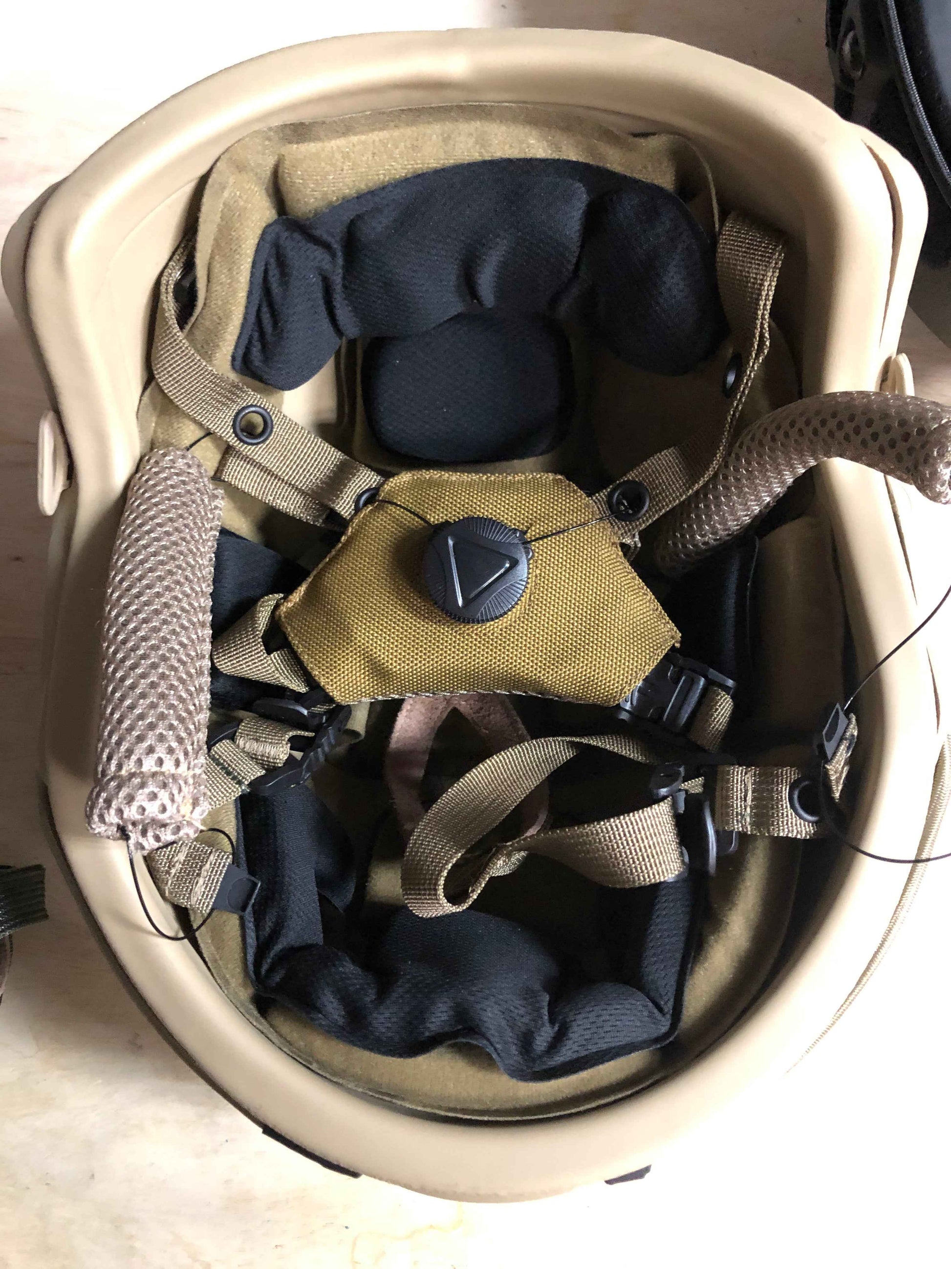 Ballistic Helmet RT2 High Cut Helmet: Tested to LEVEL IIIA (Included Arc Rails, Padding, Straps)